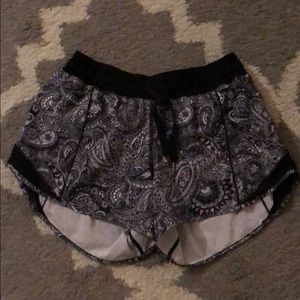 Lululemon Hotty Hot Shorts